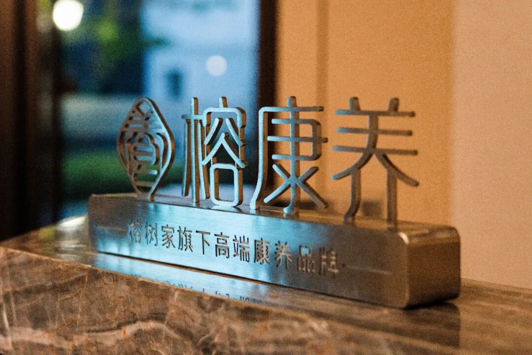 1760684968369079.jpg 3.jpg